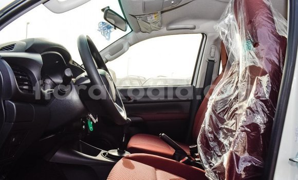 Buy Import Toyota Hilux White Car in Import - Dubai in Diana Buy Import Toyota Hilux White Car in Import - Dubai in Diana