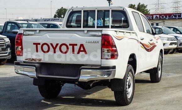 Buy Import Toyota Hilux White Car in Import - Dubai in Diana Buy Import Toyota Hilux White Car in Import - Dubai in Diana