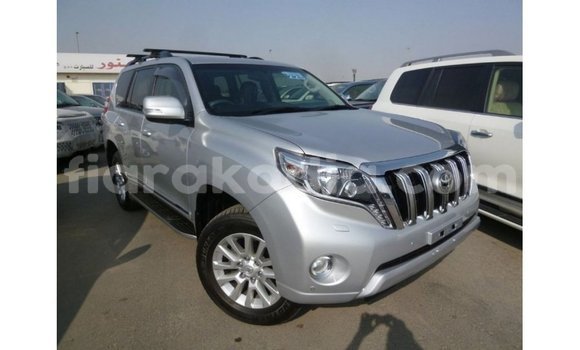 Acheter Import Voiture Toyota Prado Autre à Import - Dubai, Diana Acheter Import Voiture Toyota Prado Autre à Import - Dubai, Diana