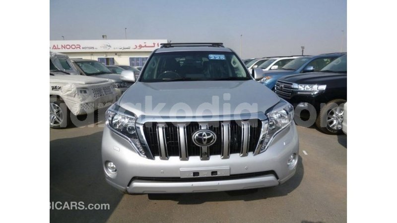 Big with watermark toyota prado diana import dubai 5522