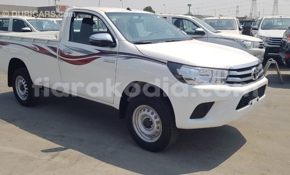 Buy Import Toyota Hilux White Car in Import - Dubai in Diana Buy Import Toyota Hilux White Car in Import - Dubai in Diana