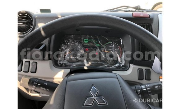 Buy Import Mitsubishi Carisma White Car in Import - Dubai in Diana Buy Import Mitsubishi Carisma White Car in Import - Dubai in Diana