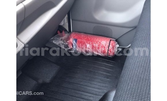 Buy Import Mitsubishi Carisma White Car in Import - Dubai in Diana Buy Import Mitsubishi Carisma White Car in Import - Dubai in Diana