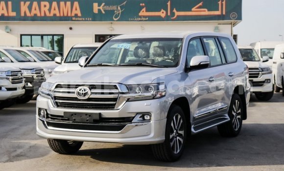 Acheter Import Voiture Toyota Land Cruiser Autre à Import - Dubai, Diana Acheter Import Voiture Toyota Land Cruiser Autre à Import - Dubai, Diana