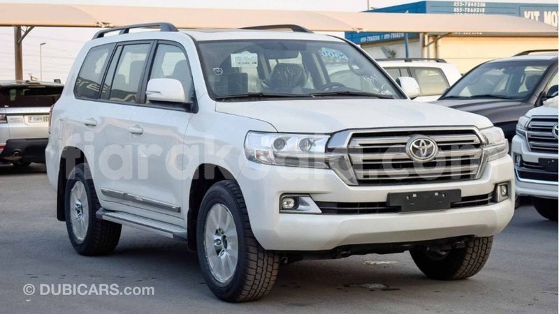 Big with watermark toyota land cruiser diana import dubai 5540