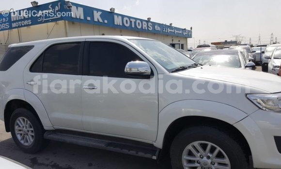 Hividy Toyota Fortuner fotsy Car in Import - Dubai in Diana Hividy Toyota Fortuner fotsy Car in Import - Dubai in Diana