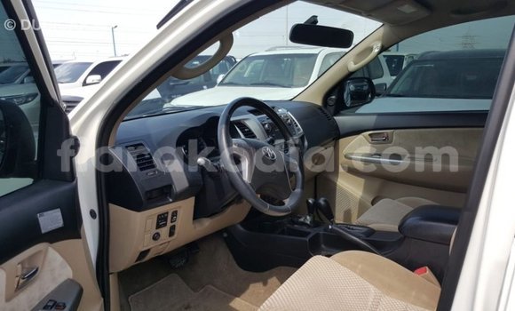 Hividy Toyota Fortuner fotsy Car in Import - Dubai in Diana Hividy Toyota Fortuner fotsy Car in Import - Dubai in Diana