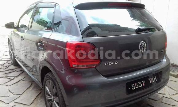 Acheter Occasion Voiture Volkswagen Polo Noir à Ambatolampy, Vakinankaratra Acheter Occasion Voiture Volkswagen Polo Noir à Ambatolampy, Vakinankaratra