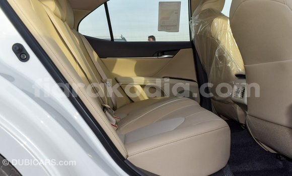 Hividy Toyota Camry fotsy Car in Import - Dubai in Diana Hividy Toyota Camry fotsy Car in Import - Dubai in Diana