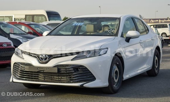 Hividy Toyota Camry fotsy Car in Import - Dubai in Diana Hividy Toyota Camry fotsy Car in Import - Dubai in Diana