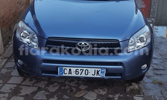 Acheter Occasion Voiture Toyota RAV4 Autre à Ambatolampy, Vakinankaratra Acheter Occasion Voiture Toyota RAV4 Autre à Ambatolampy, Vakinankaratra