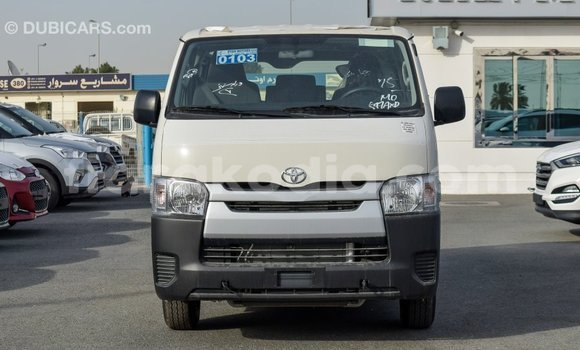 Hividy Toyota Hiace fotsy Car in Import - Dubai in Diana Hividy Toyota Hiace fotsy Car in Import - Dubai in Diana
