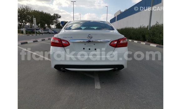 Hividy Nissan Altima fotsy Car in Import - Dubai in Diana Hividy Nissan Altima fotsy Car in Import - Dubai in Diana