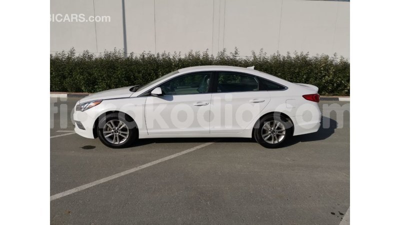 Big with watermark hyundai sonata diana import dubai 5575