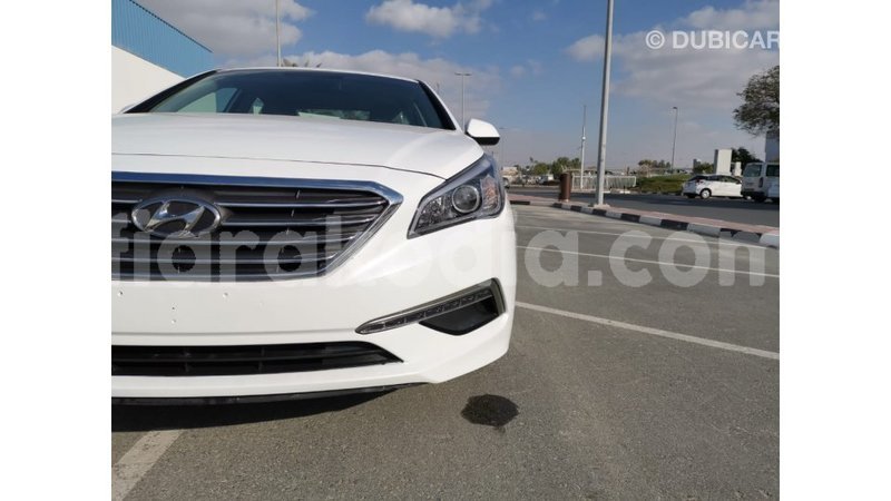 Big with watermark hyundai sonata diana import dubai 5575