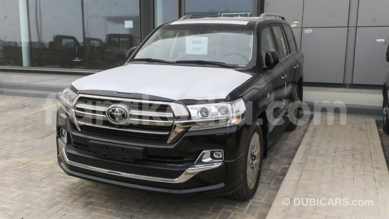 Big with watermark toyota land cruiser diana import dubai 5576