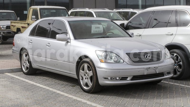 Big with watermark lexus ls diana import dubai 5577