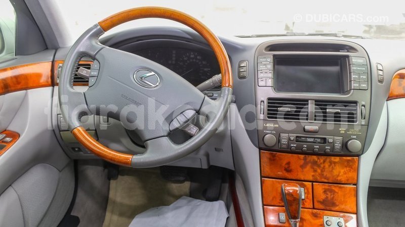 Big with watermark lexus ls diana import dubai 5577