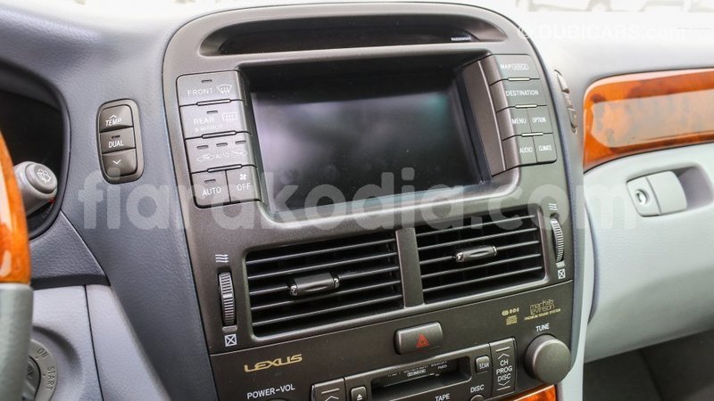 Big with watermark lexus ls diana import dubai 5577