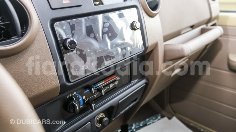 Big with watermark toyota land cruiser diana import dubai 5581