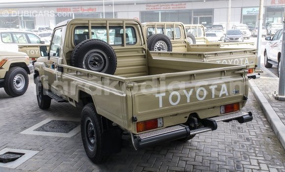 Hividy Toyota Land Cruiser beige Car in Import - Dubai in Diana Hividy Toyota Land Cruiser beige Car in Import - Dubai in Diana