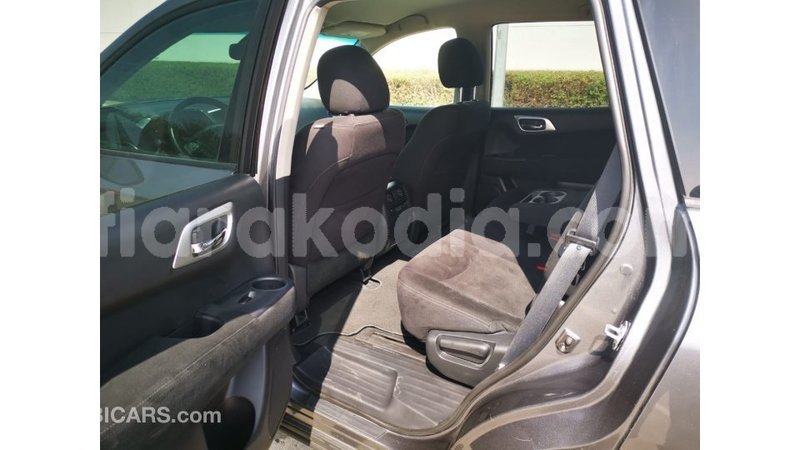 Big with watermark nissan pathfinder diana import dubai 5582