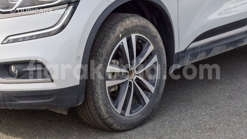 Big with watermark renault koleos diana import dubai 5585