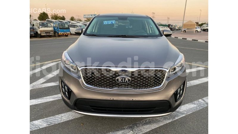 Big with watermark kia sorento diana import dubai 5587