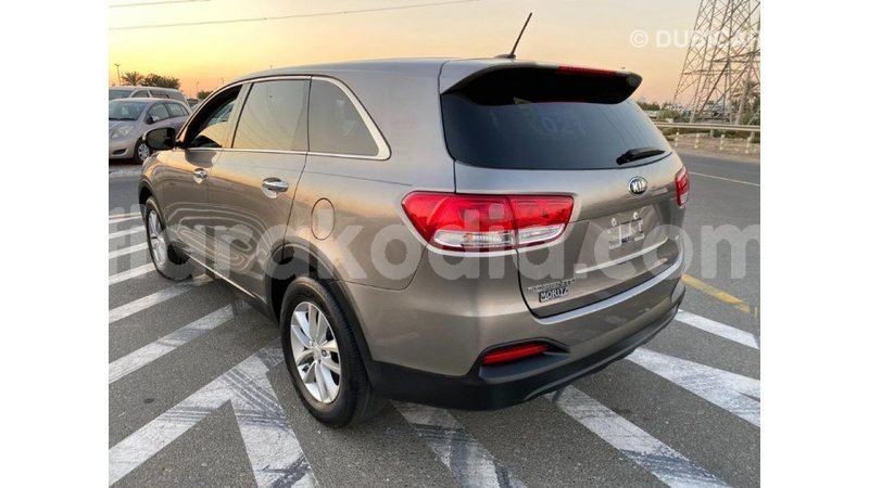 Big with watermark kia sorento diana import dubai 5587