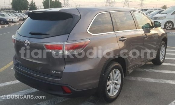 Hividy Toyota Highlander Hafa Car in Import - Dubai in Diana Hividy Toyota Highlander Hafa Car in Import - Dubai in Diana
