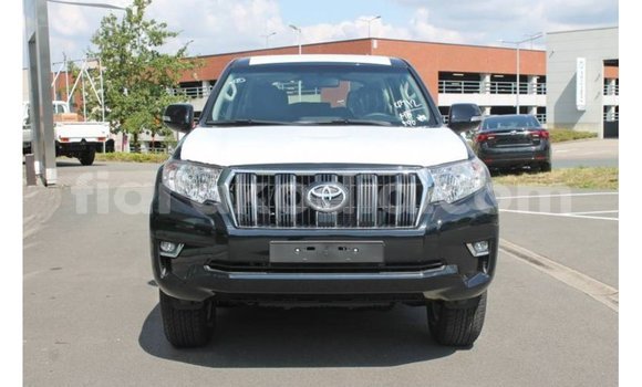 Medium with watermark toyota hilux diana import dubai 5596