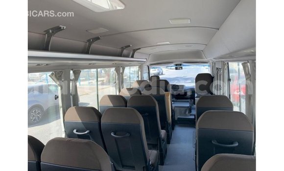 Hividy Toyota Coaster fotsy Car in Import - Dubai in Diana Hividy Toyota Coaster fotsy Car in Import - Dubai in Diana