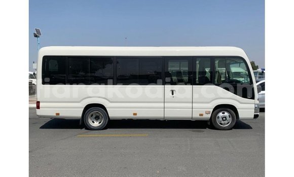 Hividy Toyota Coaster fotsy Car in Import - Dubai in Diana Hividy Toyota Coaster fotsy Car in Import - Dubai in Diana