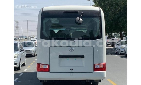 Hividy Toyota Coaster fotsy Car in Import - Dubai in Diana Hividy Toyota Coaster fotsy Car in Import - Dubai in Diana