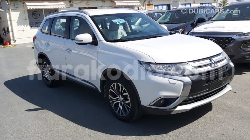 Big with watermark mitsubishi outlander diana import dubai 5604