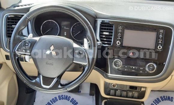 Hividy Mitsubishi Outlander fotsy Car in Import - Dubai in Diana Hividy Mitsubishi Outlander fotsy Car in Import - Dubai in Diana