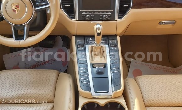 Hividy Porsche Macan Hafa Car in Import - Dubai in Diana Hividy Porsche Macan Hafa Car in Import - Dubai in Diana