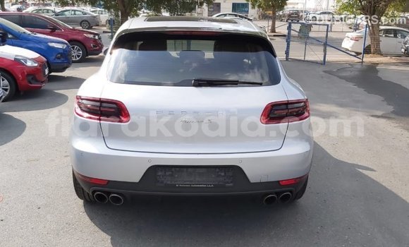 Hividy Porsche Macan Hafa Car in Import - Dubai in Diana Hividy Porsche Macan Hafa Car in Import - Dubai in Diana