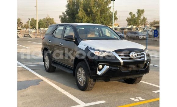 Acheter Import Voiture Toyota Fortuner Noir à Import - Dubai, Diana Acheter Import Voiture Toyota Fortuner Noir à Import - Dubai, Diana
