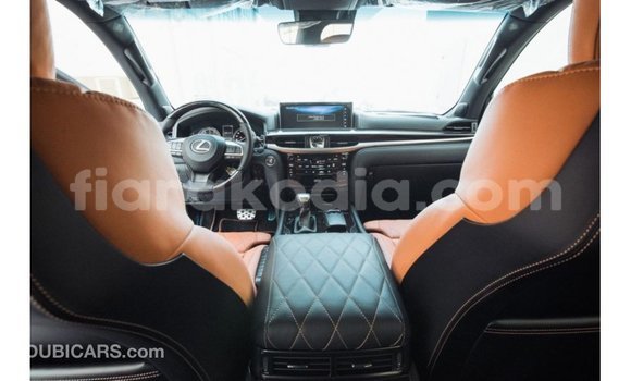Acheter Import Voiture Lexus LX Noir à Import - Dubai, Diana Acheter Import Voiture Lexus LX Noir à Import - Dubai, Diana