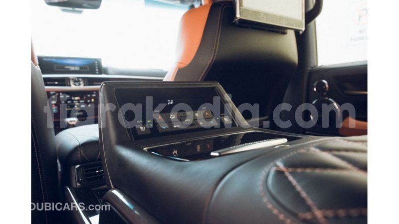 Big with watermark lexus lx diana import dubai 5621