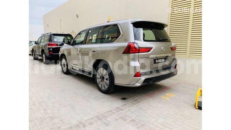 Big with watermark lexus lx diana import dubai 5624