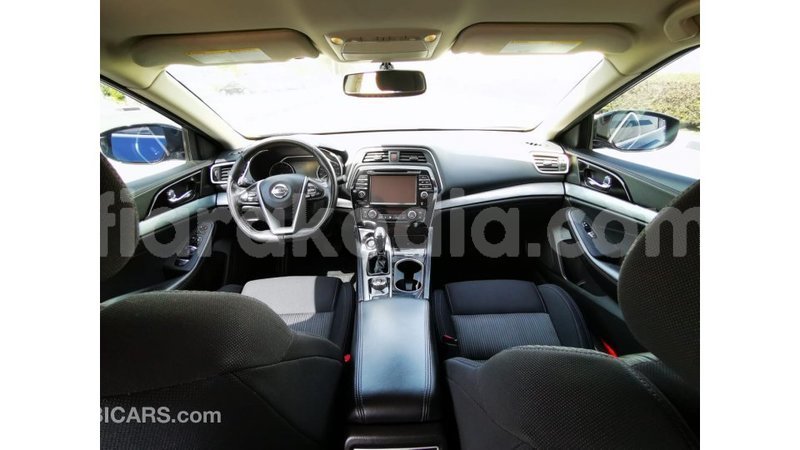 Big with watermark nissan maxima diana import dubai 5630