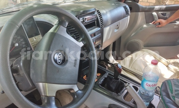 Hividy Kia Sorento Brown Car in Toliara in Atsimo-Atsinanana Hividy Kia Sorento Brown Car in Toliara in Atsimo-Atsinanana
