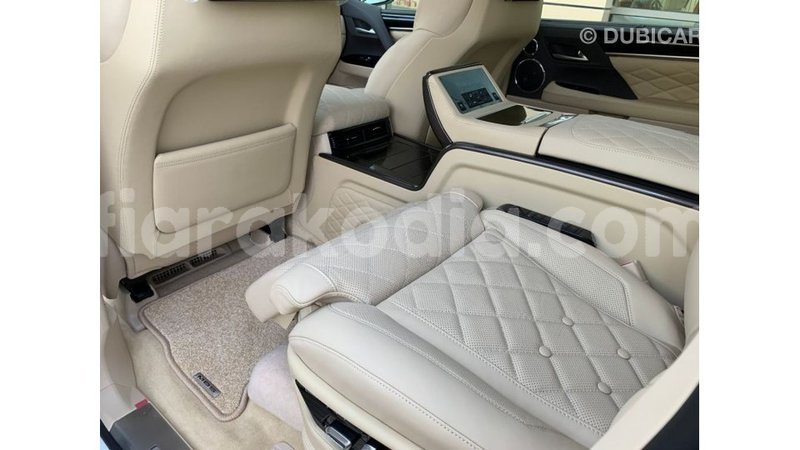 Big with watermark lexus lx diana import dubai 5641