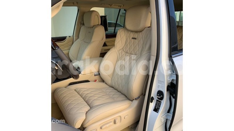 Big with watermark lexus lx diana import dubai 5641