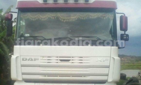 Buy Used DAF 66 White Car in Antananarivo in Analamanga