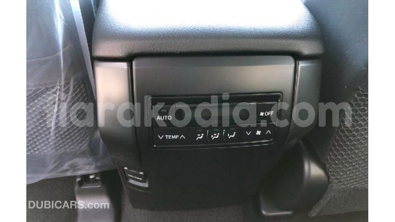 Big with watermark toyota prado diana import dubai 5651