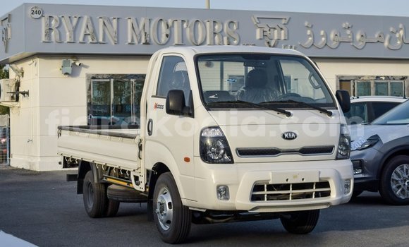 Hividy Kia Carens fotsy Car in Import - Dubai in Diana Hividy Kia Carens fotsy Car in Import - Dubai in Diana