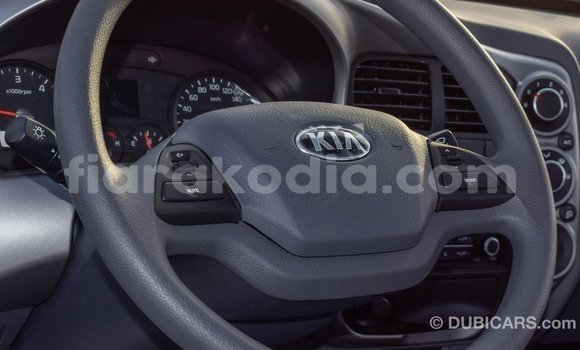 Hividy Kia Carens fotsy Car in Import - Dubai in Diana Hividy Kia Carens fotsy Car in Import - Dubai in Diana